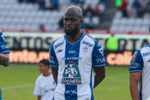l mensaje de Enner Valencia en Pachuca generó múltiples reacciones en redes sociales, donde seguidores interpretaron la publicación como una señal de incomodidad