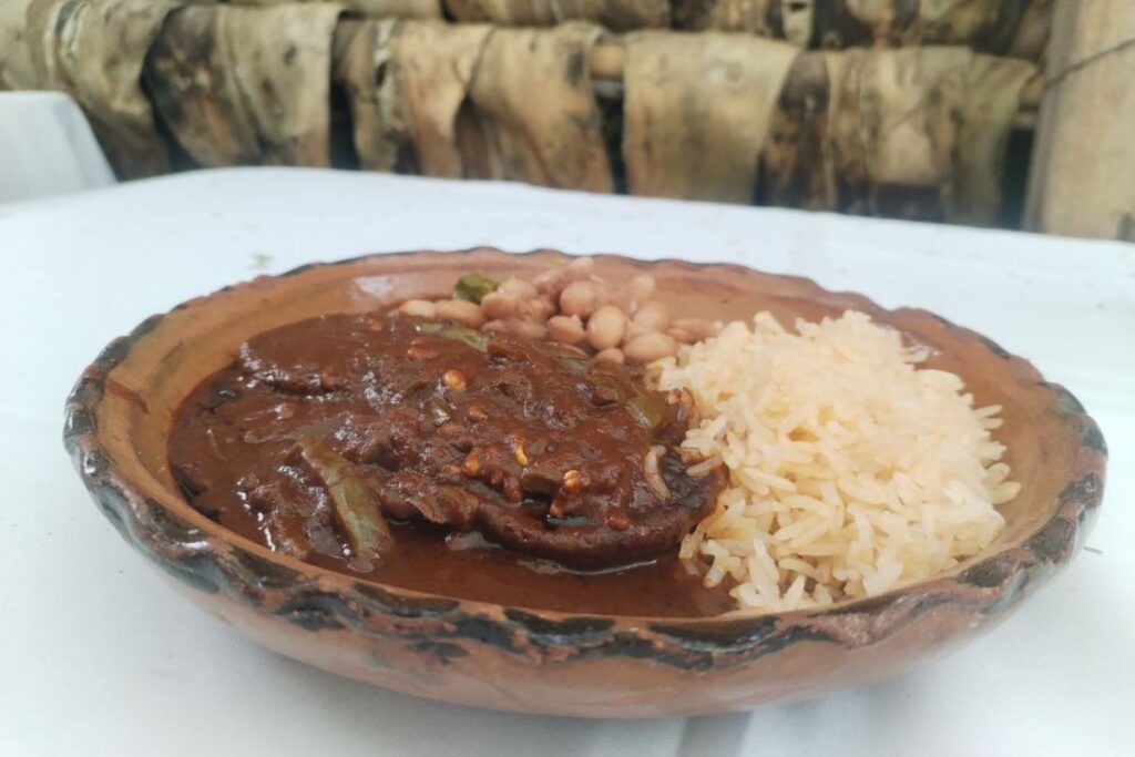 En Santiago de Anaya se celebró a la cocina tradicional del Mezquital y su identidad
