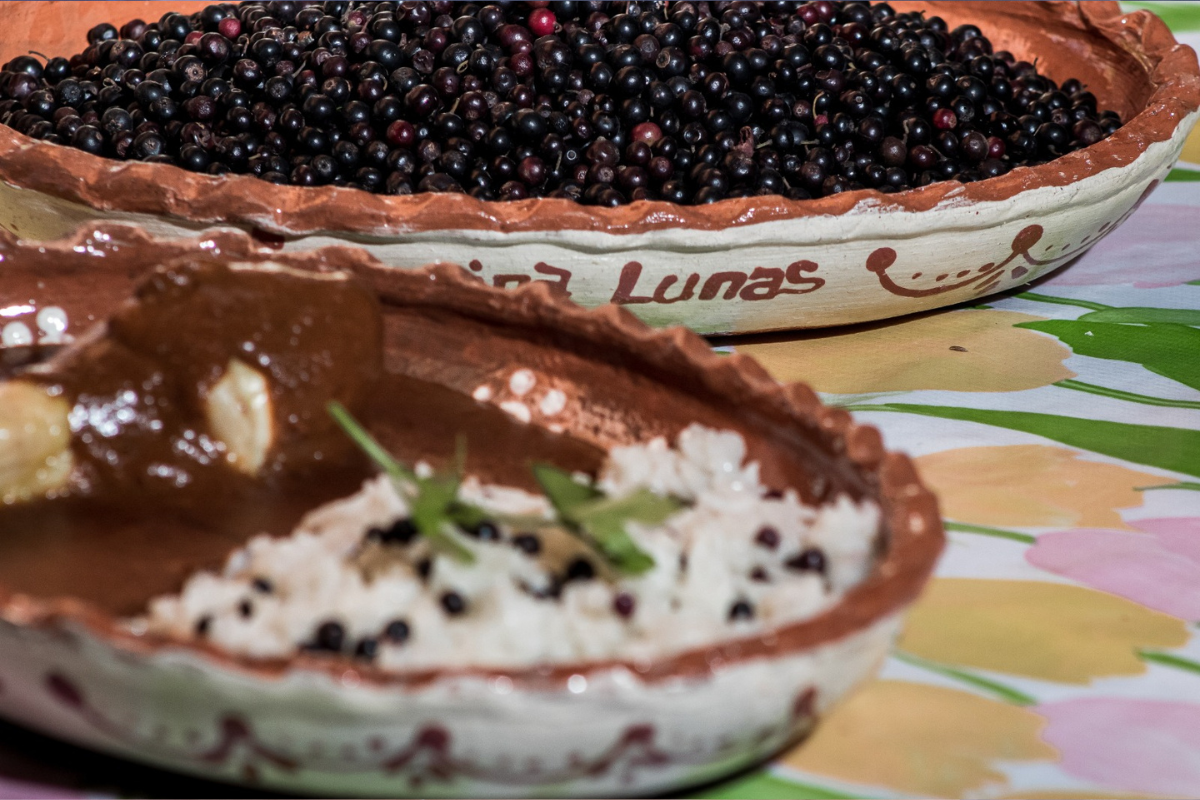Los platillos con cahuiche son parte de la gastronomía de Omitlán