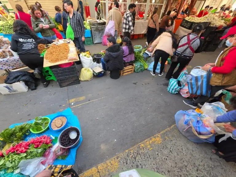 Las sanciones por invadir la vía pública en Tulancingo alcanzan las 100 UMA, equivalentes a 11 mil 731 pesos