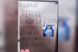 La policía municipal de Tizayuca realiza recorridos en la secundaria 