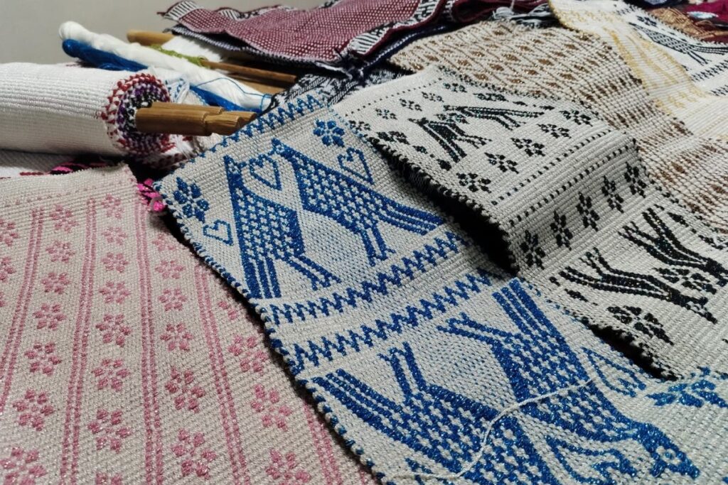 De Actopan para el mundo: Isabel Azpeitia y sus bordados con 100 años de historia