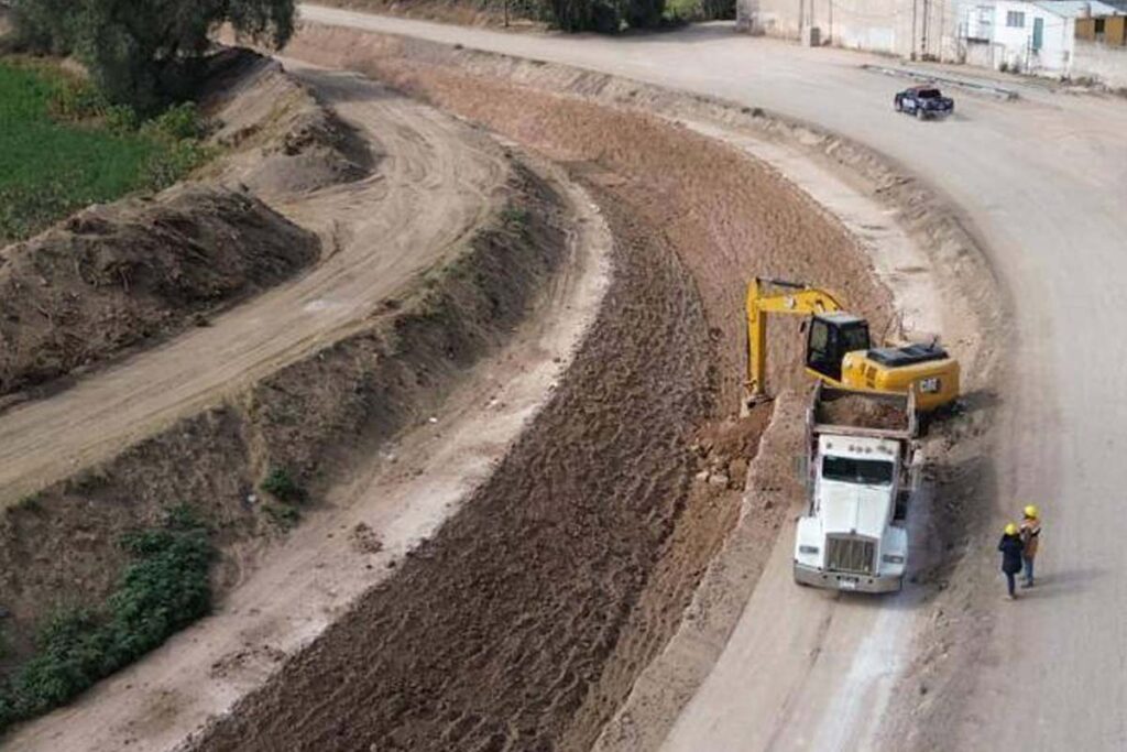 De acuerdo con los productores, en las obras, cerca de ocho kilómetros de canales siguen sin revestir | Foto: Especial