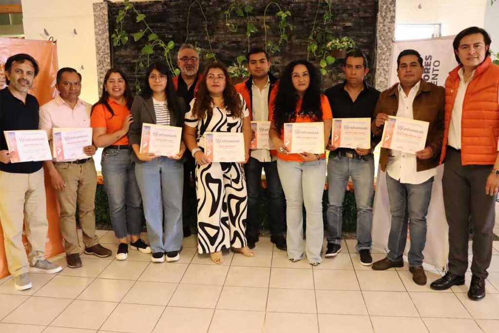 La actividad se centró en brindar herramientas que permitan a los asistentes involucrarse de manera activa en la toma de decisiones colectivas