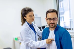 Si tienes formación en medicina, esta vacante médica en Hidalgo ofrece sueldo atractivo y estabilidad laboral.