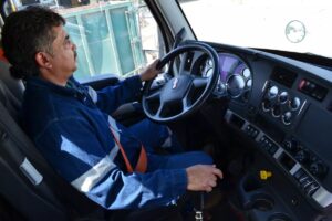 ¿Sabes manejar unidades pesadas? Esta oferta de empleo en Hidalgo puede ser tu oportunidad para integrarte al sector transporte con sueldo competitivo