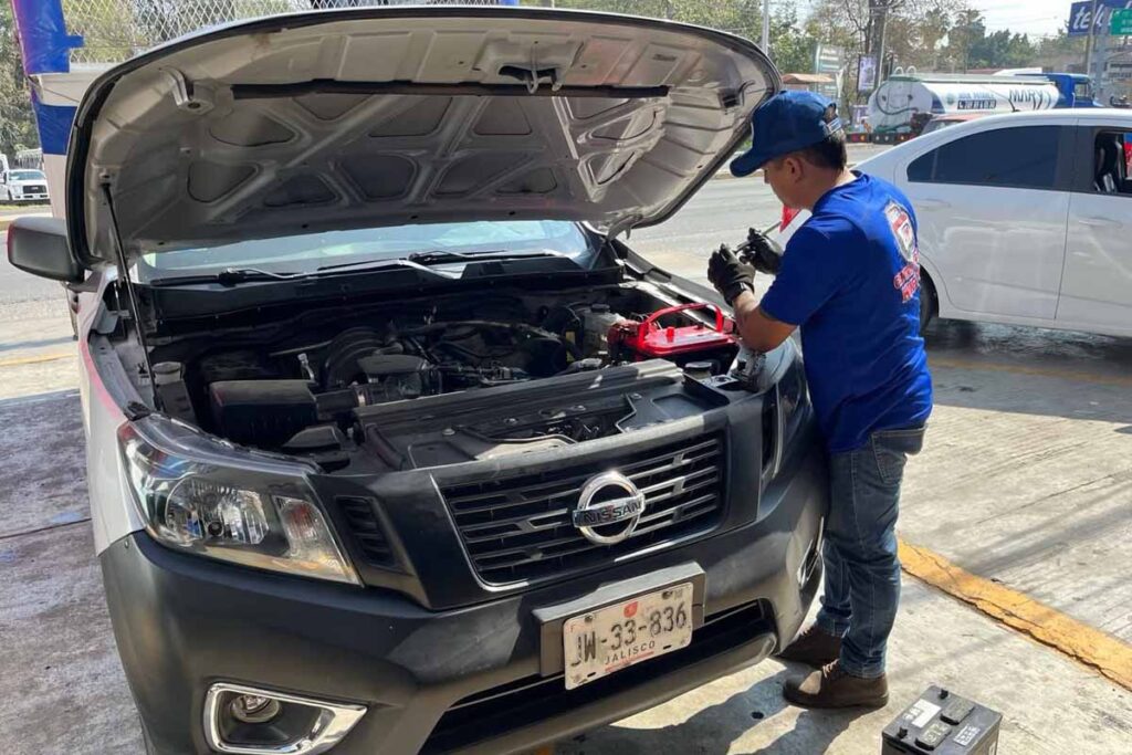 Exhortaron a los automovilistas a acudir con personal calificado para realizar revisiones preventivas