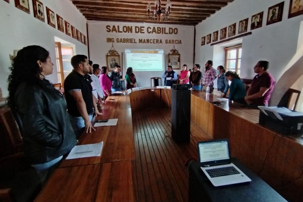 Esto es lo que gana el alcalde de Mineral del Chico con solo la preparatoria trunca