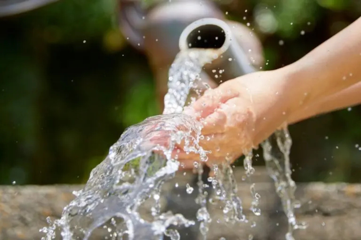 Las multas se aplican a quienes utilicen más agua de la necesaria, especialmente en actividades no esenciales