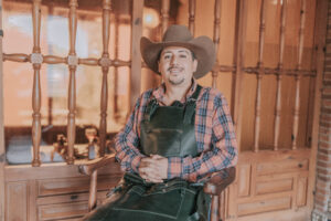 De la cámara al sabor; antes de emprender en gastronomía, Juan Soto desarrollaba el 70 por ciento de su actividad profesional en fotografía y video.