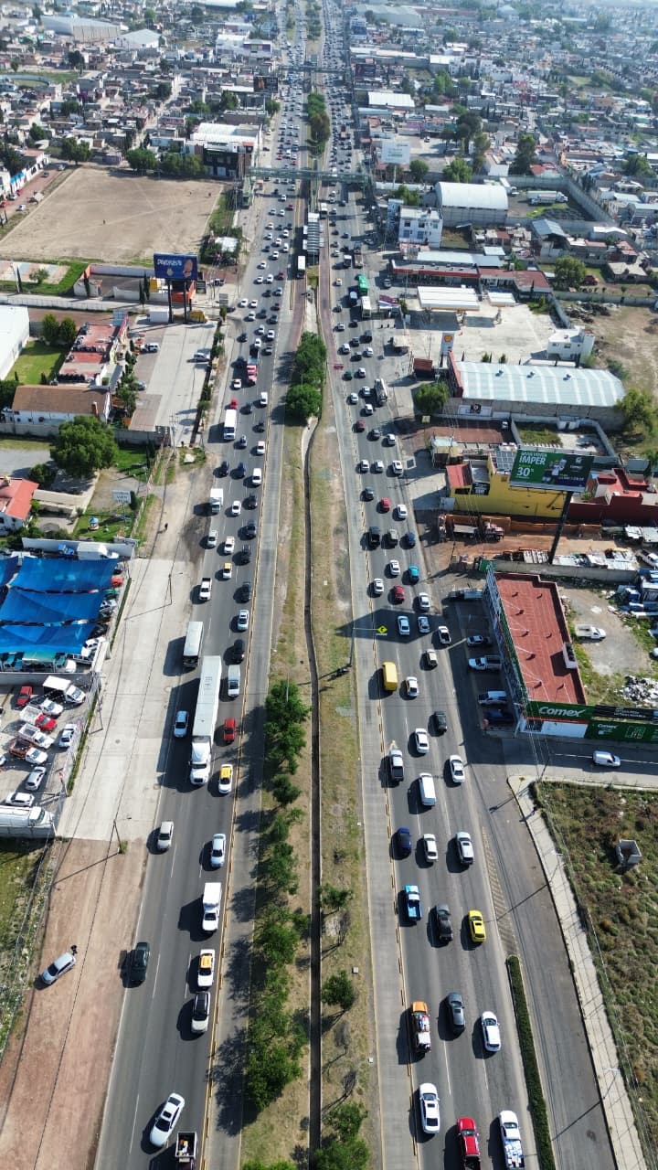 El tráfico sigue siendo uno de los principales problemas en Pachuca y sus municipios vecinos Foto: Saúl Hernández