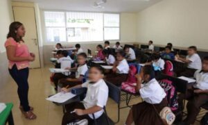 Estudiantes han intentado quitarse la vidaFoto: Archivo