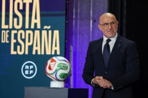Luis de la Fuente aseguró que priorizó rendimiento y actualidad en la convocatoria.