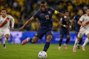 Ecuador confía en “San Enner” Valencia para romper su sequía ofensiva en el Mundial