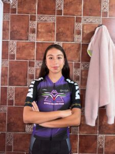 Renata Herrera no se conforma y ahora buscará destacar en Colombia