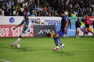 Pachuca ganó la ida, aunque las fallas en la transmisión dominaron la conversación digital