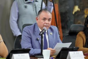 Legisladores señalaron que los ataques digitales contra maestros pueden generar consecuencias emocionales graves como ansiedad, estrés, depresión, desgaste psicológico y ausentismo laboral