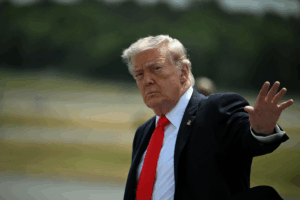 Donald Trump envió una carta al Congreso de Estados Unidos para dar el aviso | Foto: AFP