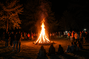 Actividades nocturnas en Zimapán durante la tradición de la Noche de San Juan
