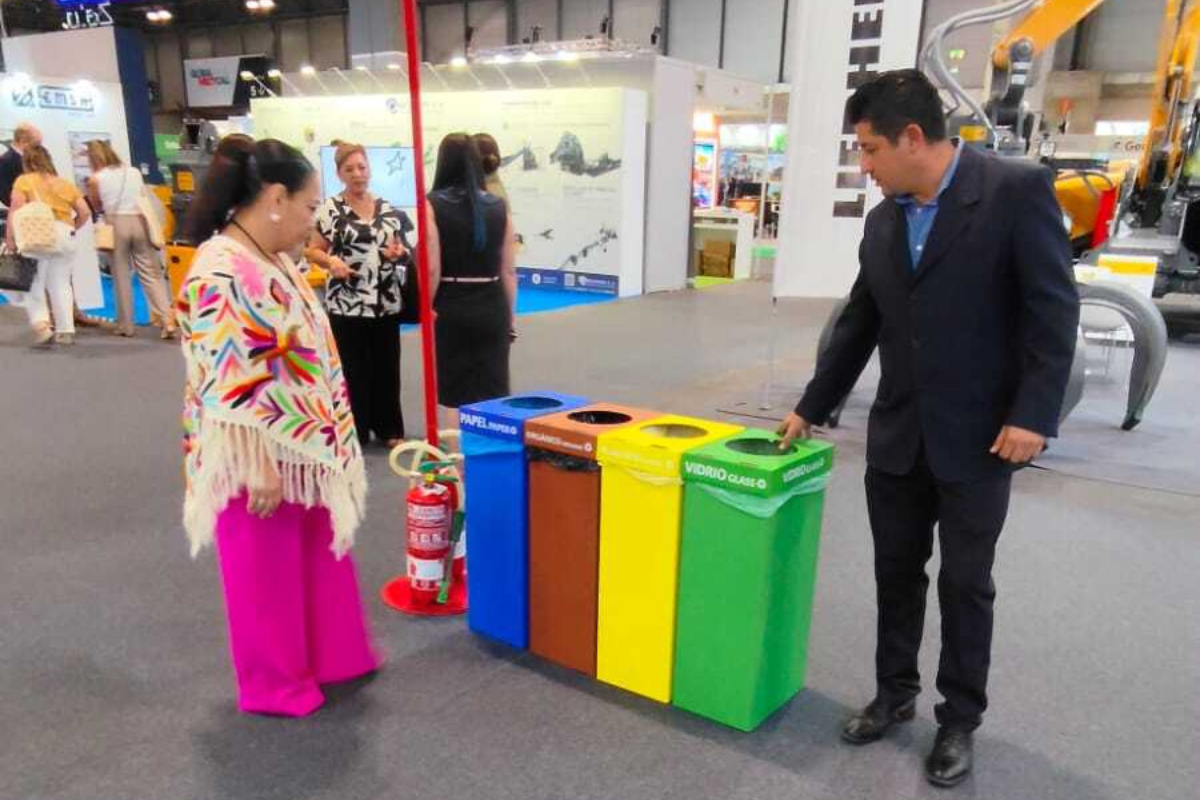 Tulancingo presentó en Madrid su prototipo de composta, mostrando innovación ambiental.
