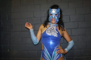La luchadora Magia Azul continúa su preparación con miras al segundo semestre en el CMLL.