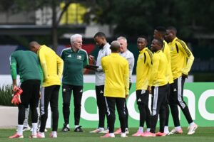 Hugo Broos pidió concentración ante México.