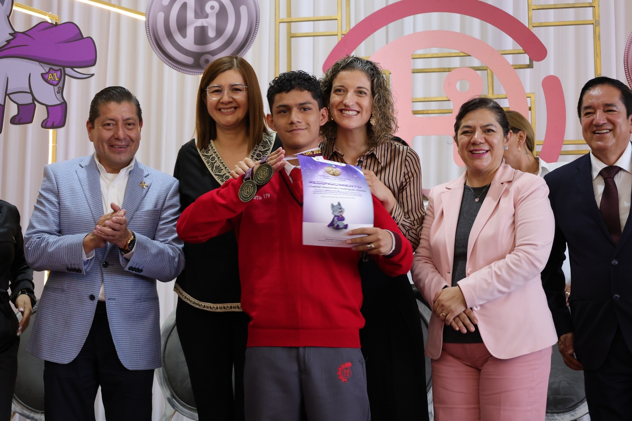 Más de 2 mil alumnos participaron en la segunda edición del certamen tecnológico.