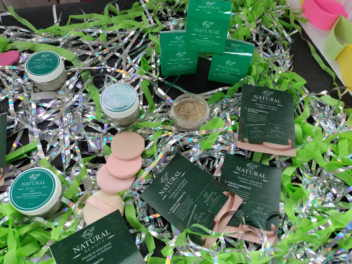 Polvo compacto de biocosmética, una innovación creada en Hidalgo.