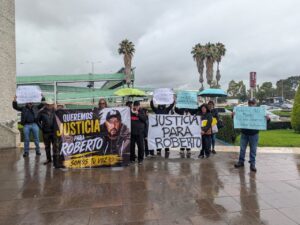 Manifestantes piden que no haya impunidad en el caso de José Roberto Palacio Velázquez.