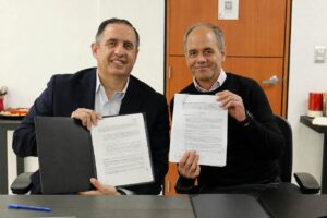 Cemex amplía alianza con PepsiCo para reducir el consumo de agua potable