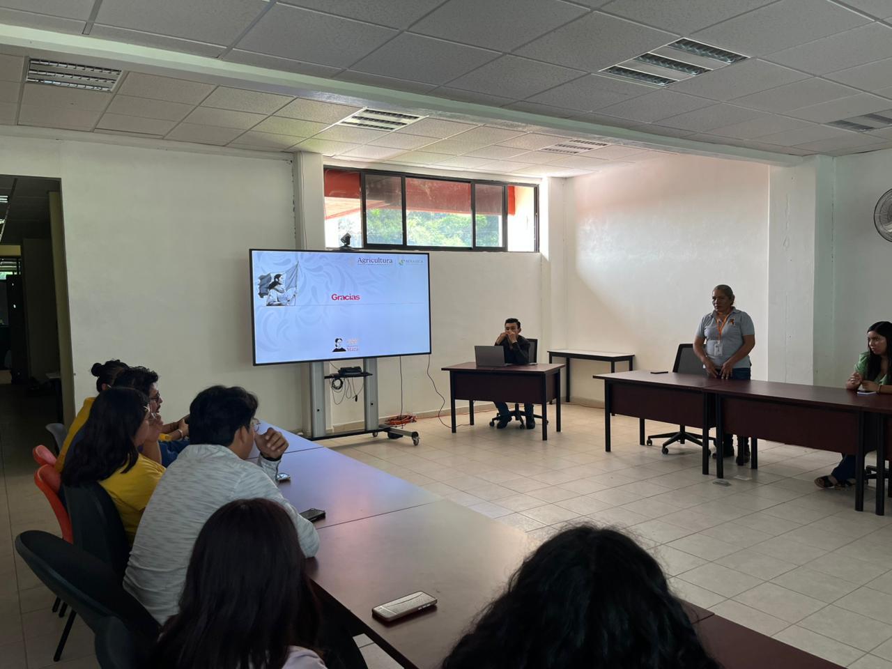 Los expertos participaron activamente durante tres días consecutivos en mesas de trabajo dinámicas