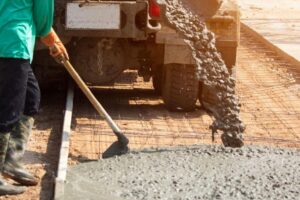 La calle 16 de Septiembre será pavimentada con concreto hidráulico en la colonia Periodistas de Pachuca
