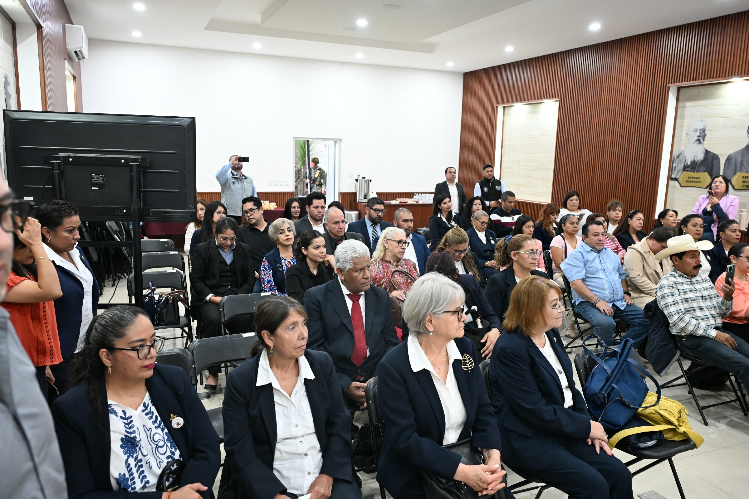 Representantes sociales participaron en el encuentro realizado en el Congreso de Hidalgo sobre igualdad sustantiva