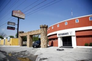Descubren cadáver durante grabación dentro del Motel Nueva Castilla