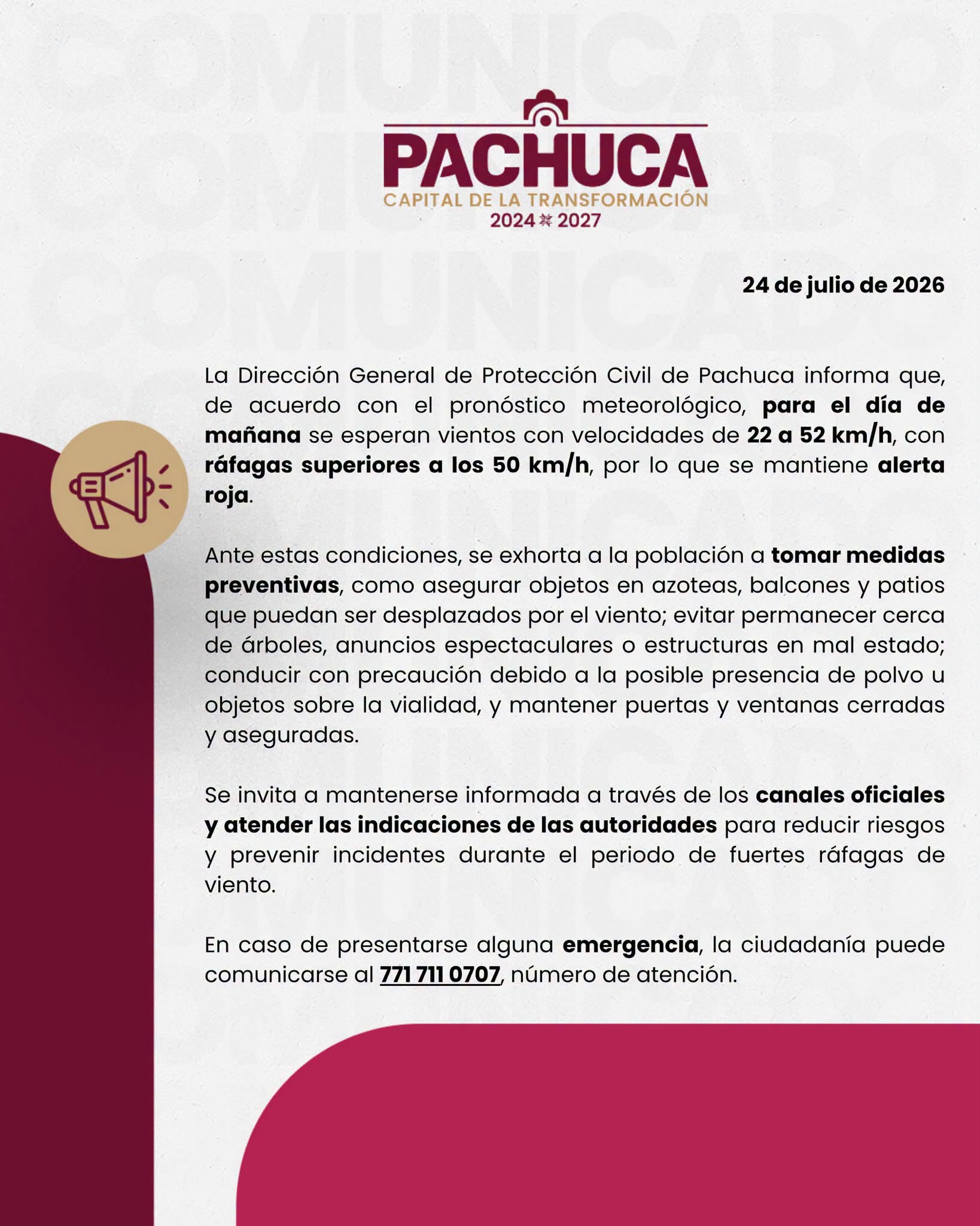 Protección Civil pide precaución al conducir por posible presencia de polvo y objetos en la vialidad.