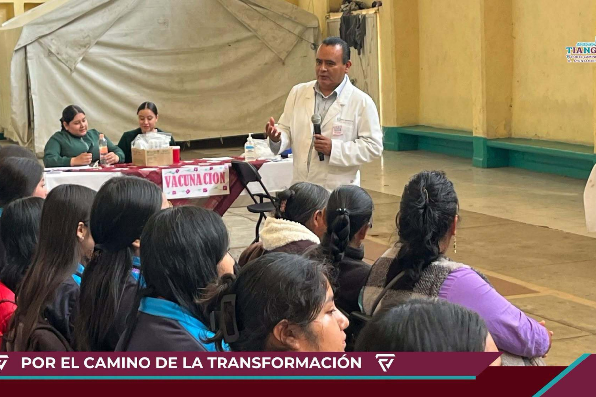 Tianguistengo acercó atención médica, vacunación y orientación mediante acciones de prevención