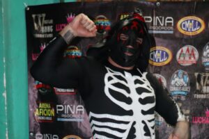 Karis La Momia Jr. confía en que el esfuerzo y la perseverancia lo llevarán a cumplir sus sueños sobre el cuadrilátero.