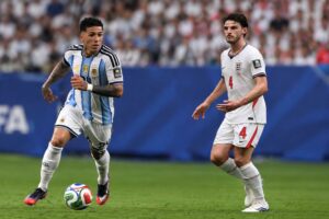 Declan Rice y Enzo Fernández protagonizarán una de las batallas más determinantes de la semifinal entre Inglaterra y Argentina