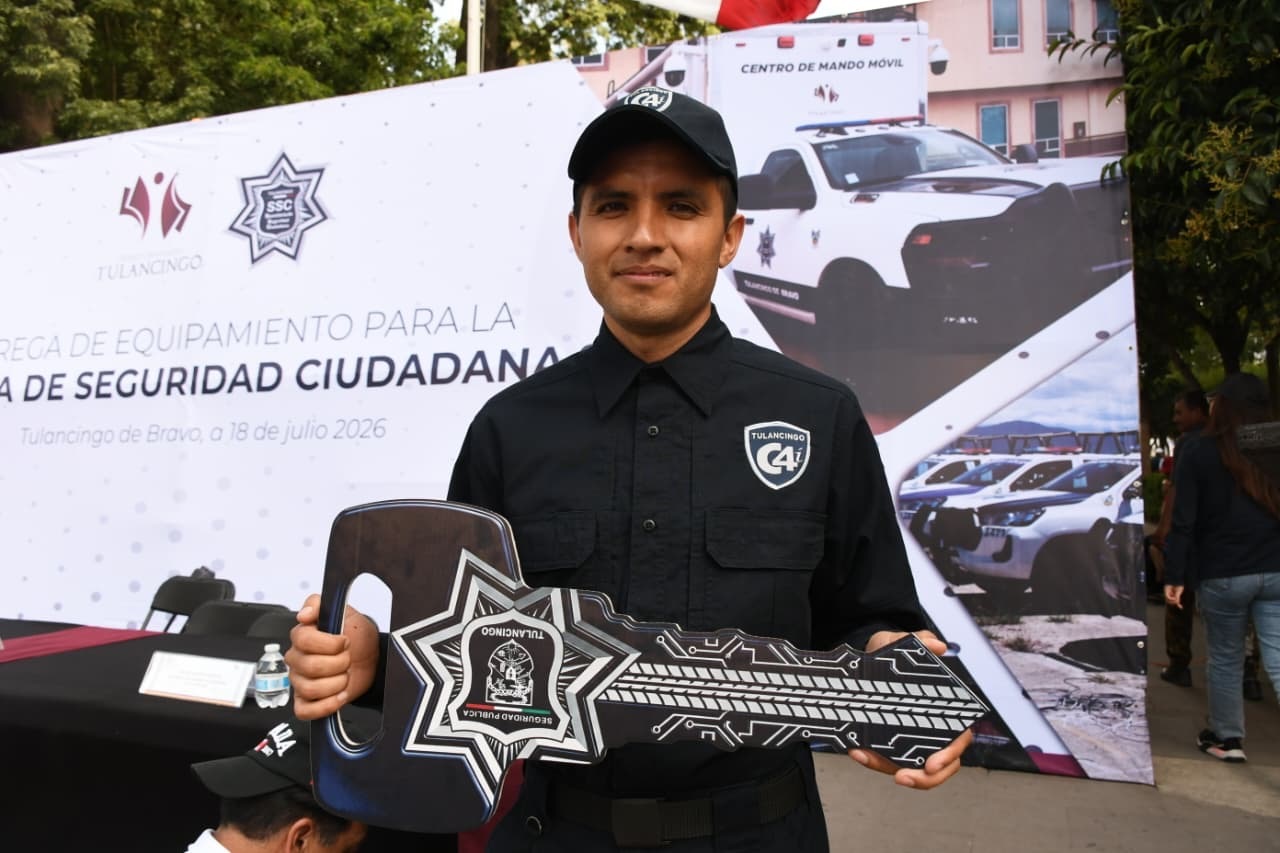 Autoridades municipales realizaron la entrega de equipo y unidades con el objetivo de que Tulancingo fortalece su seguridad pública mediante nuevas herramientas operativas