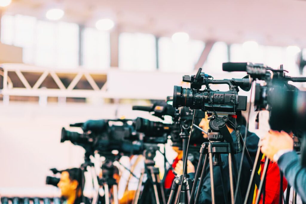 Radio y televisión de México deberán contar con mecanismos para atender inconformidades de sus audiencias