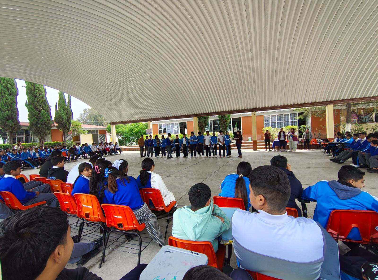 Estudiantes participaron en la plática sobre prevención de la violencia en Tolcayuca