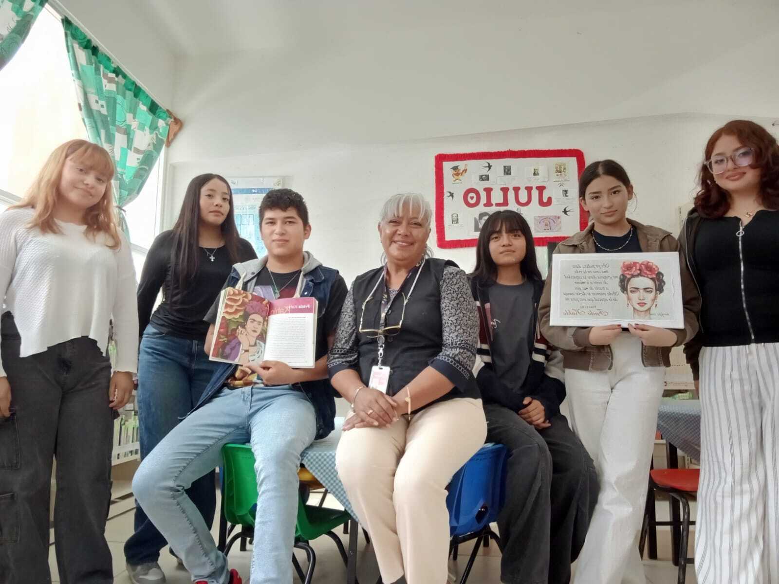Participantes de la Biblioteca Pública Municipal “Saber Divino Tesoro” de Tolcayuca conocieron parte del legado de Frida Kahlo mediante dinámicas culturales