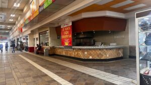 Mega Soriana atraviesa sus últimos días de operación en Pachuca, con estantes cada vez más vacíos antes del cierre definitivo de la sucursal