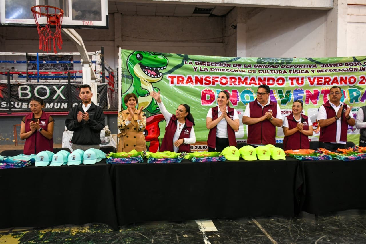 Autoridades municipales inauguraron el curso veraniego en Tulancingo con una temática inspirada en dinosaurios