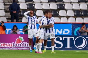 Salomón Rondón abrió el marcador para los Tuzos (Foto: David Martínez)