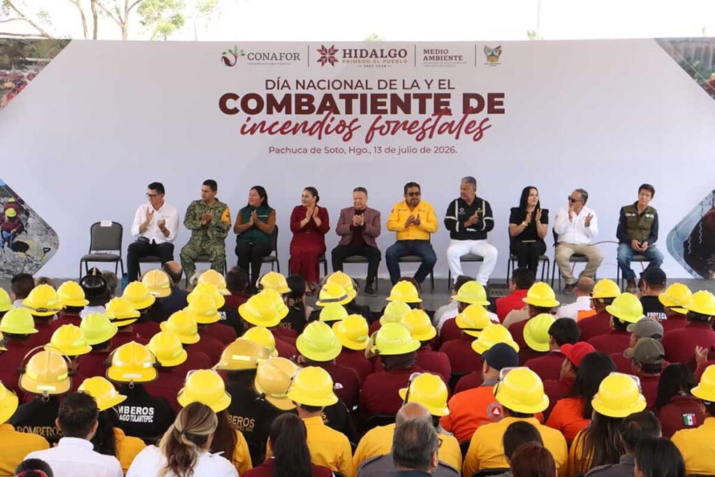 Se reconoció la labor de los combatientes de incendios forestales de Hidalgo | Foto: Saúl Hernández