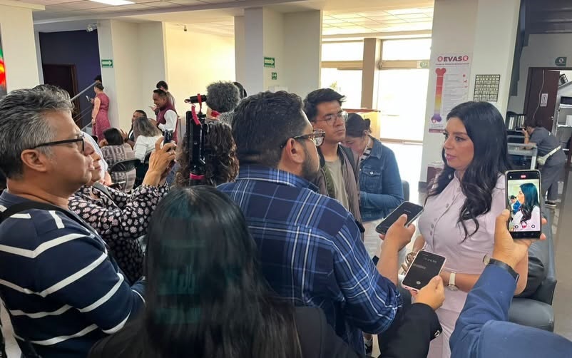 Movimiento Ciudadano respalda la paridad, pero no la división alfabética; propuso alternar el género de acuerdo con quien gobierne actualmente | Foto: Especial