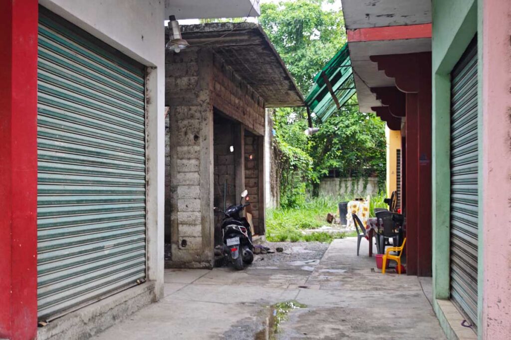 En contraste, el mercado Laurel, ubicado en la colonia Aviación Civil, está desocupado | Foto: Salomón Hernández