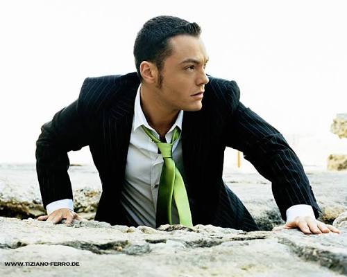 Tiziano Ferro mantuvo su carrera musical en Italia después de la polémica que vivió en México