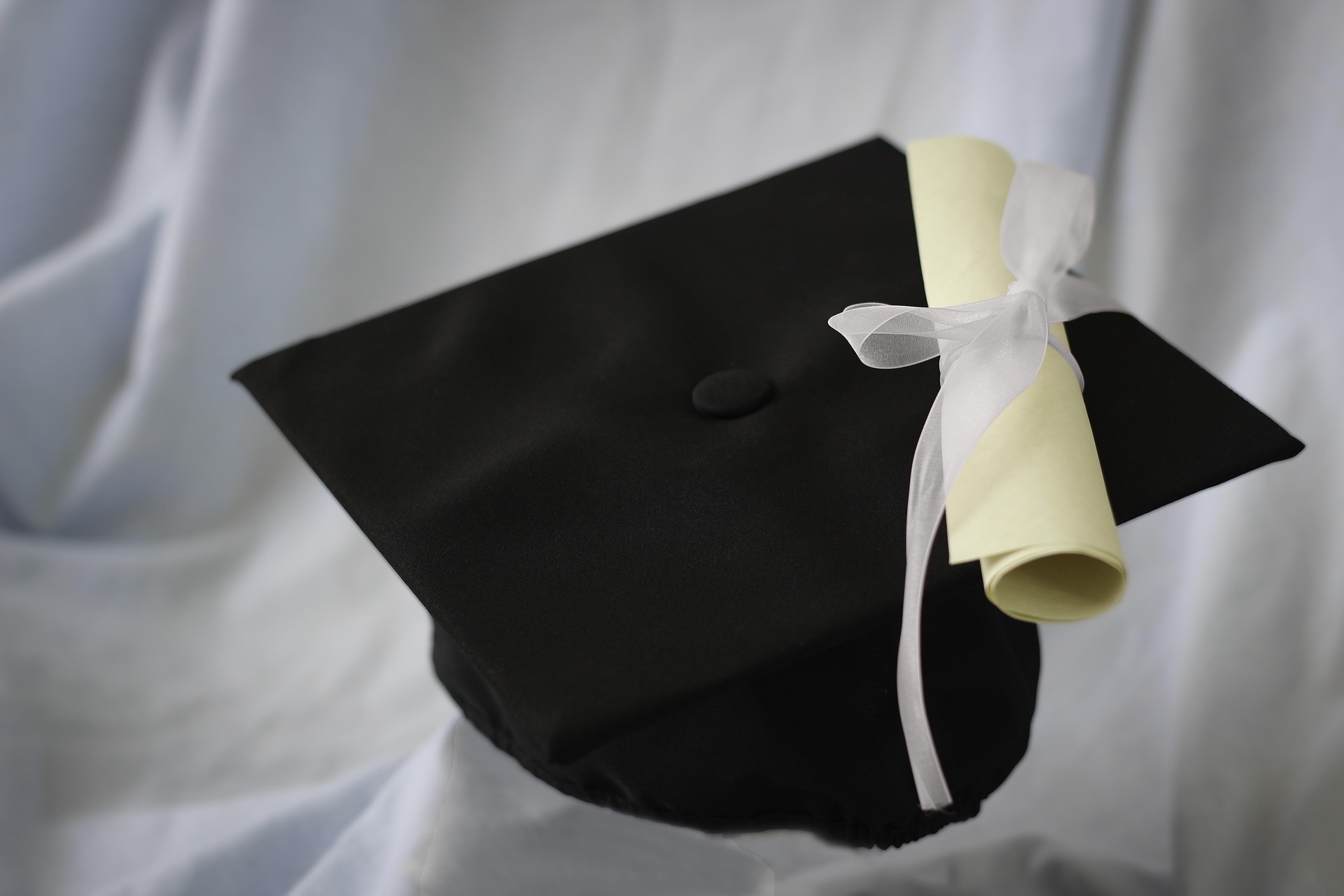Elegir una universidad es una decisión que puede influir tanto en el desarrollo profesional como en el crecimiento personal